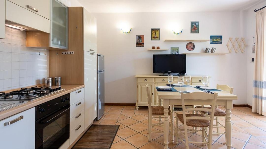 Luisa Sunny House Apartamento Santa Maria Navarrese Exterior foto